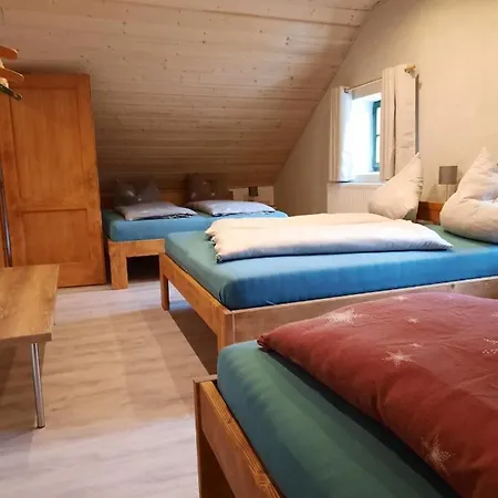 Steinhaus / Kamenny Dum