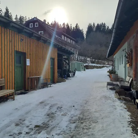Steinhaus / Kamenny Dum Daire Zdíkov